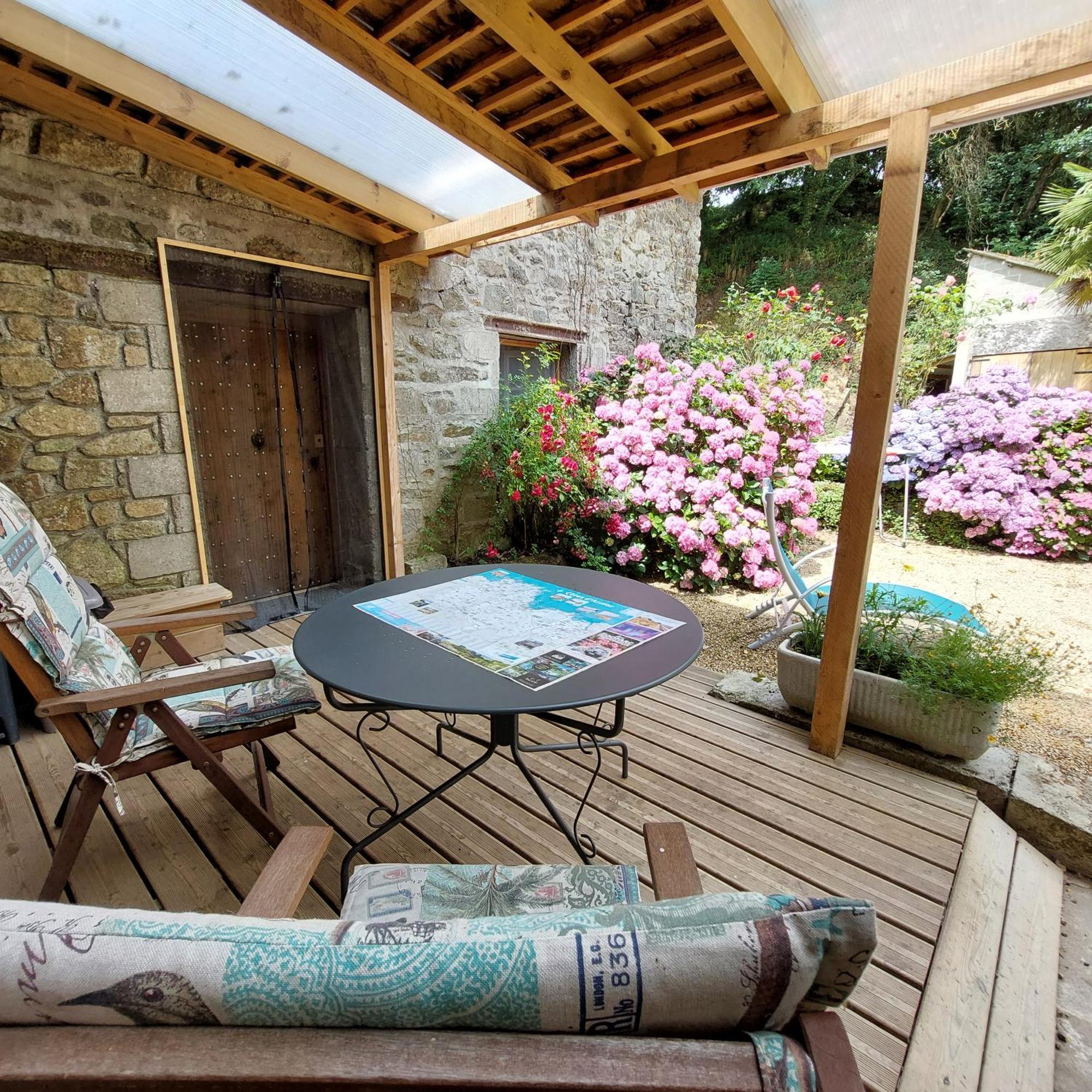 Le Vieux Moulin Bed & Breakfast Goudelin Room photo
